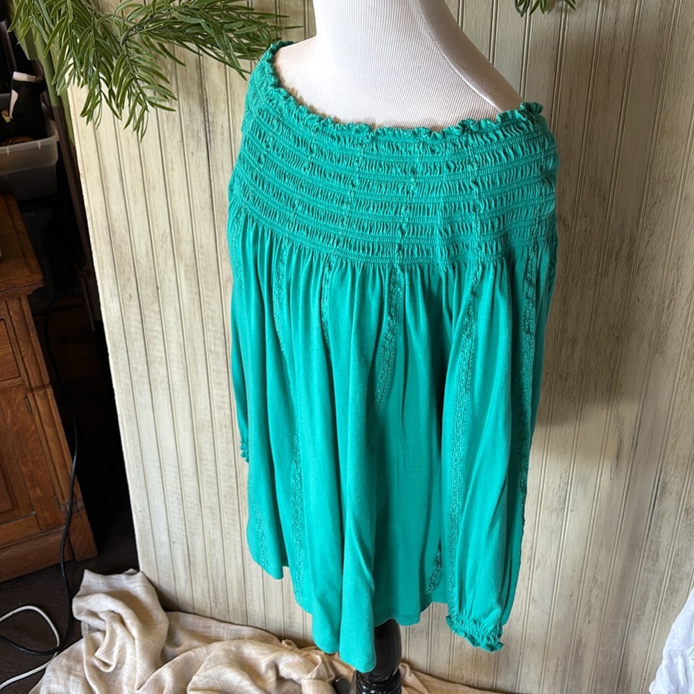 Lauren Ralph Lauren Smocked On/Off Shoulder Top, Aqua, EUC, 3/4 sleeves, Cotton